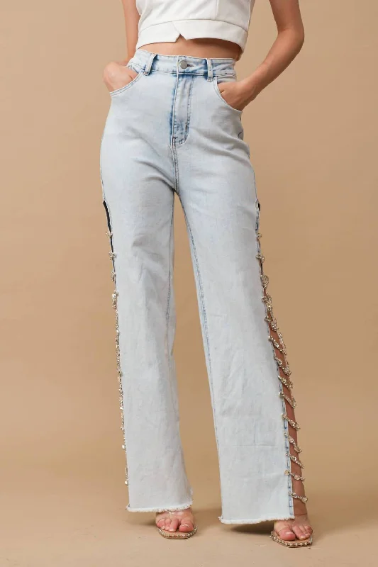 Breathable Style Stretch Denim Jeans With Side Jewel Trim In Light Wash